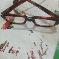 عینک طبی بسیارقدیمی