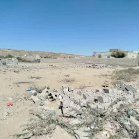 زمین-فروشی-200-متری-در-رمین