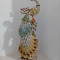مجسمه ی طاووس زیبا