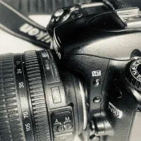 دوربین نیکون حرفه ای