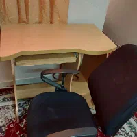 صندلی و میز کامپیوتر