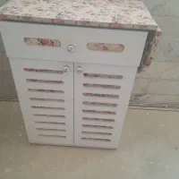 میز اتو و چرخ خیاطی|جاکفشی، کمد، دراور|قم, کلهری|دیوار
