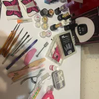 فروش تمام لوازم ناخنکاری در حد نو