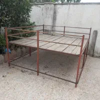 تخت آهنی وچوبش نرات|تخت و سرویس خواب|کومله, |دیوار