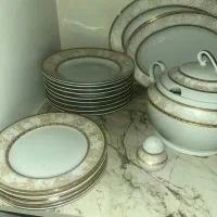 تعداد خیلی زیادی ظروف چینی طلا کوب|ظروف سرو و پذیرایی|تهران, تاکسیرانی|دیوار