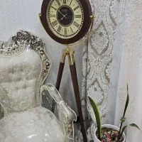 ساعت ایستاده