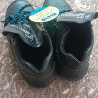 کفش کار  ایمنی.