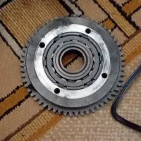 میلنگ  و لوازم پالس ار اس ۲۰۰|قطعات یدکی و لوازم جانبی|رشت, جانبازان|دیوار