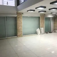 مغازه / تجاری اداری ۱۷۶ متر بر اصلی ضیابری|اجارهٔ مغازه و غرفه|رشت, چمارسرا|دیوار
