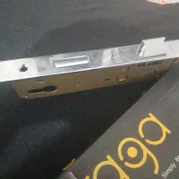 قفل در چوبی وقفل درب حیاط|مصالح و تجهیزات ساختمان|قم, باغ کرباسی|دیوار