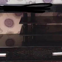 زیرتلویزیون شیشه ای