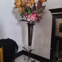 گل و گلدان مصنوعی