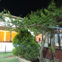کار در باغ رستوران شهریار