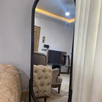 آیینه ایستاده
