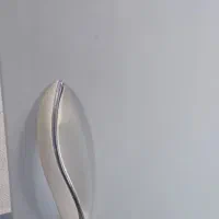 یخچال هانیزان موتورش عوض شده سالم سالم هست