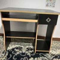 میز کامپیوتر