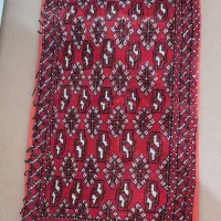 پشتی فرش که میشه به عنوان پادری استفاده کرد|پادری|اصفهان, رکن الدوله شرقی|دیوار