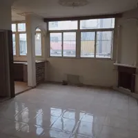 ساختمان با ۲۲۰ متر بنا در سه طبقه *حیاط دربستی*|اجارهٔ خانه و ویلا|تهران, آبشار|دیوار