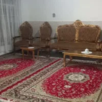 طبقه اول منزل دو طبقه