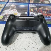 تعدادی دیسک بازی و دسته ps4|کنسول، بازی ویدئویی و آنلاین|تهران, خاک سفید|دیوار