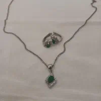 پلاک زنجیر وگوشواره نقره باسنگ یشم زیبا