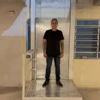 فروش و نصب انواع بالابرواسانسورهای خانگی وصنعتی