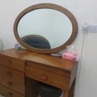 تخت و آینه ومیز لوازم آرایشی|تخت و سرویس خواب|مشهد, جانباز|دیوار