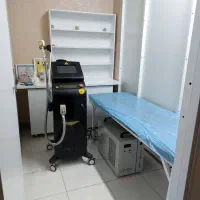 دستگاه لیزر پلاتینیوم در حد نو بهمراه کولینگ