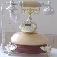 تلفن سلطنتی رو میزی