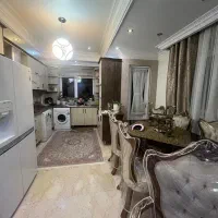 ۹۰متری چهارباغ غربی