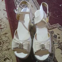 سندل عروس برای زیر لباس محلی وکفش اسپرت زنانه