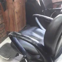 صندلی آرایشگاه. اینه . میز. آبسرد کن . تلوزیون|آرایشگاه و سالنهای زیبایی|قم, بنیاد|دیوار