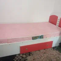 تخت خواب یک نفره چوبی کشو دار با تشک|تخت و سرویس خواب|بروجرد, |دیوار