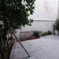 رهن-و-اجاره-آپارتمان-2-خواب-حیاط-اختصاصی