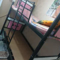 تخت دو طبقه