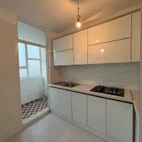 ۵۱متری،پارکینگ غیر مزاحم،طبقه دوم سندی،تک واحدی