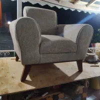 مبل و مبلمان