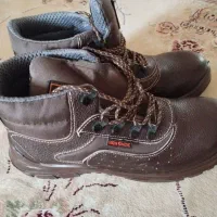 کفش ایمنی سایز ۴۳|کیف، کفش، کمربند|سبزوار, امام خمینی (ناوی)|دیوار