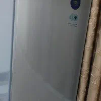 یخچال ایستکول سایز کوچک کاملا تمیز و سالم