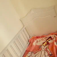 تخت نوجوان با میز