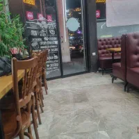 به صندوقدار خانم و کارگر ساده آقا نیازمندیم