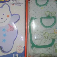 ست لباس  نوزادی