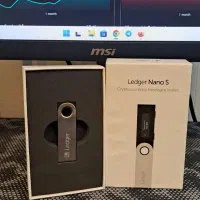 کیف پول سخت افزاری