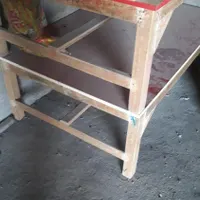 میز محکم