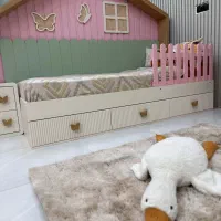 زیر کارچی /نجار /مونتاژکار /کارگر ساده