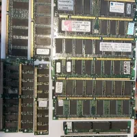 رم خراب قدیمی و کارت های مودم وصدا