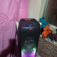 اسپیکر پارتی باکس