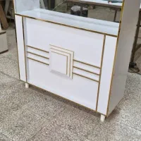 نیازمند فروشنده همکار خانم جهت کار در سوپر مارکت