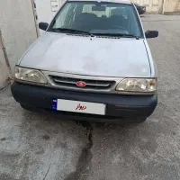 پراید نقره‌ای