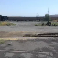 اجاره چهار دیواری ۲ هزار متر دربست بر رجایی